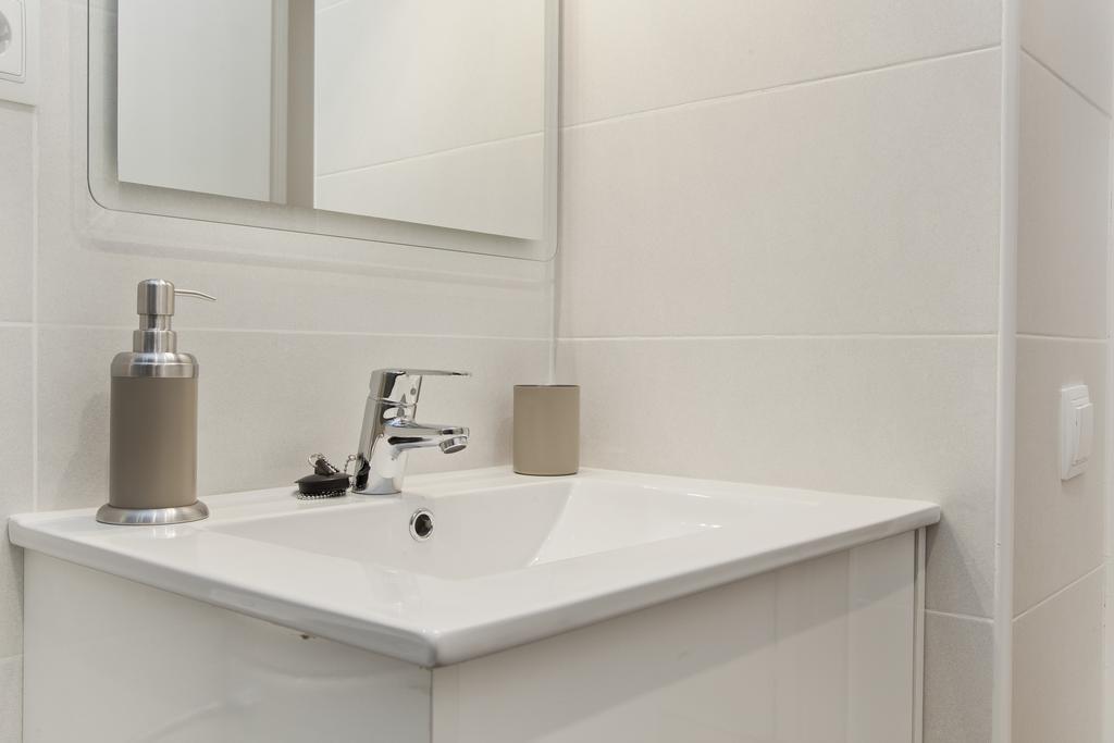 Flateli Roger 2 Apartment Barcelona Ngoại thất bức ảnh