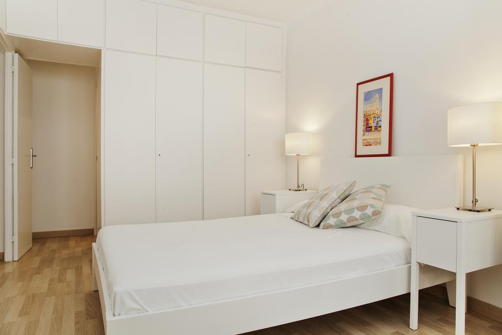 Flateli Roger 2 Apartment Barcelona Ngoại thất bức ảnh
